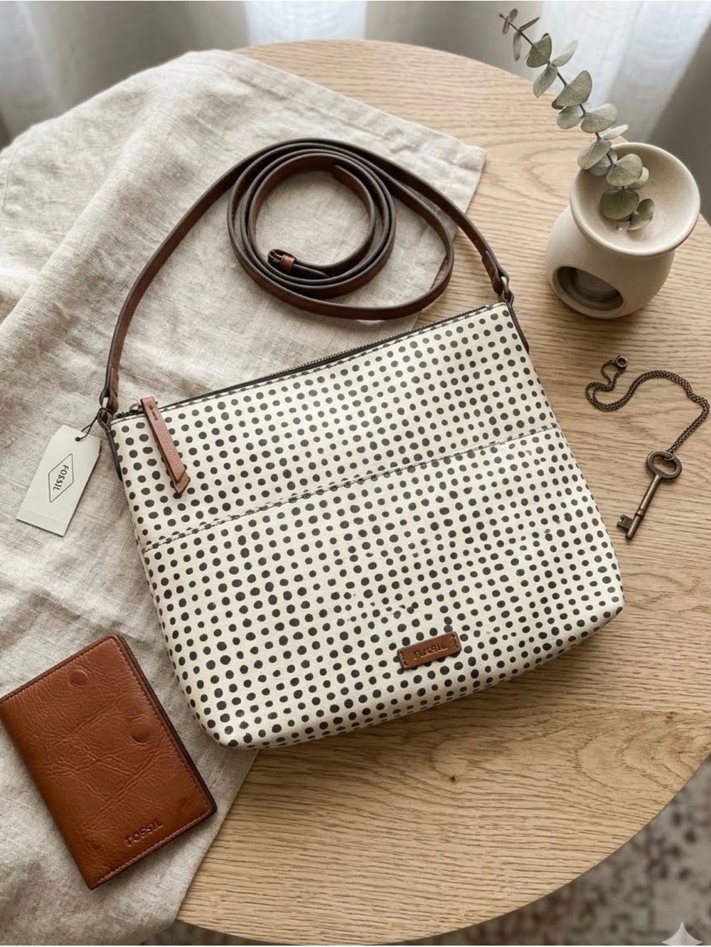 Fossil Fiona crossbody bag white with black Polka Dots and brown leather trim